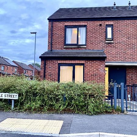 Uniquejoe Properties - 3 Bedroom Manchester Extérieur photo