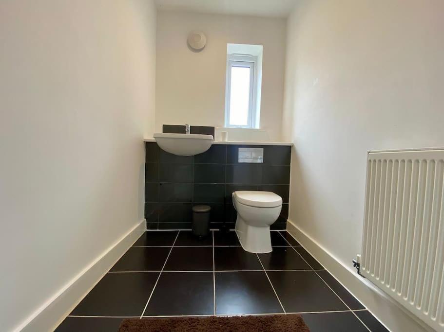 Uniquejoe Properties - 3 Bedroom Manchester Extérieur photo